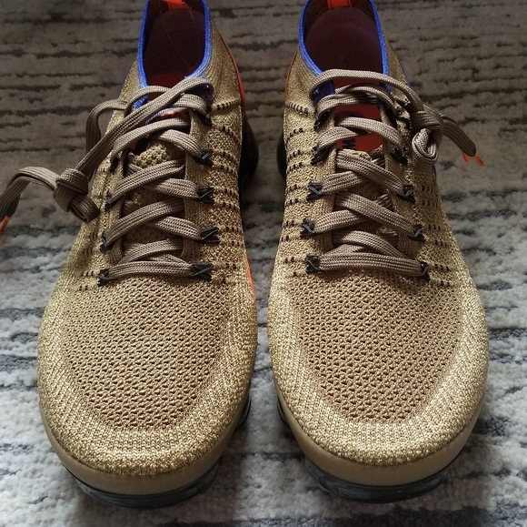 Nike Air Vapormax Flyknit 2 Size 10.5 - Picture 3 of 7